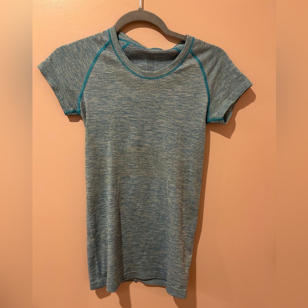 Lululemon t shirt swiftly tech xs